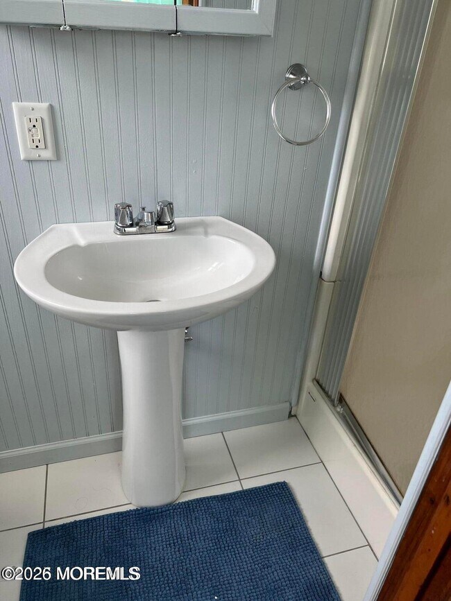 Building Photo - 1510R Bay Blvd