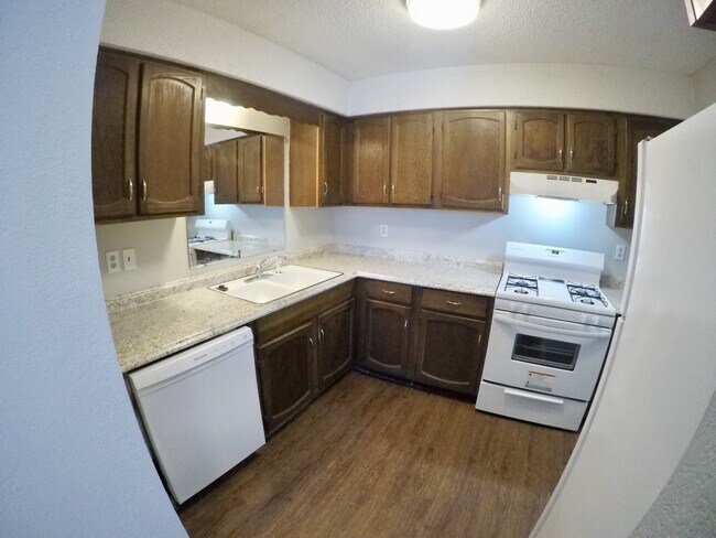 Kitchen - The Quincy Duplex'