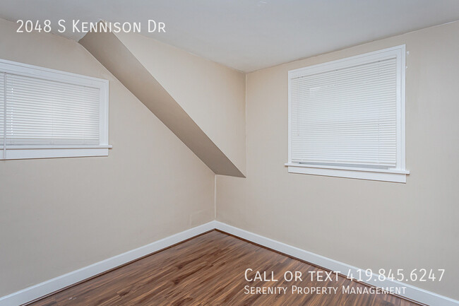 Building Photo - 2048 S Kennison Dr