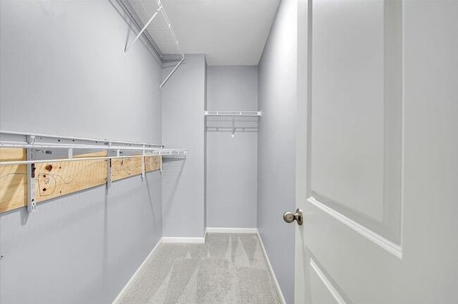 Building Photo - 912 Bradford Dr