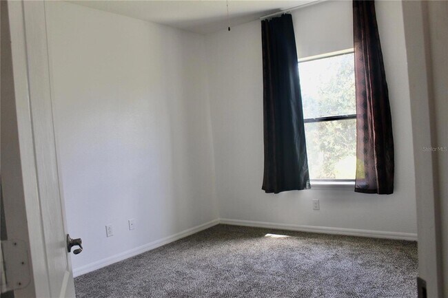 Building Photo - 1352 Coriander Dr