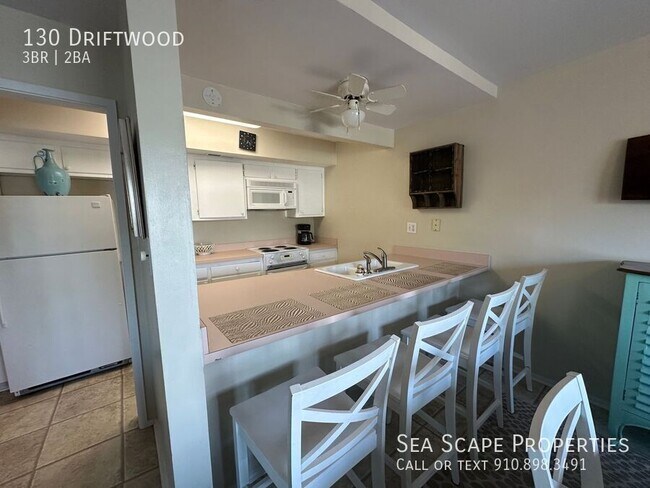Building Photo - 130 Driftwood-