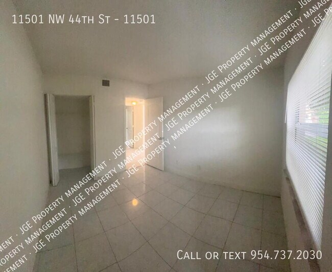 Building Photo - 11501 NW 44th St