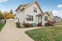 Building Photo - 2451 S 68th St
