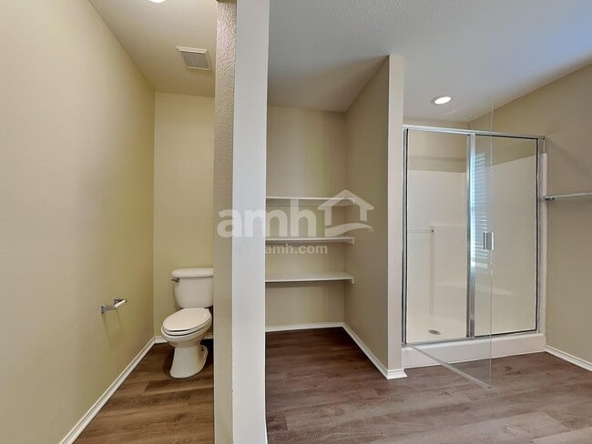 Building Photo - 2017 Woodhurst Trl