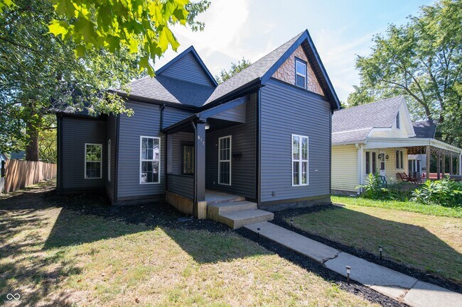 Building Photo - 817 W 5th St