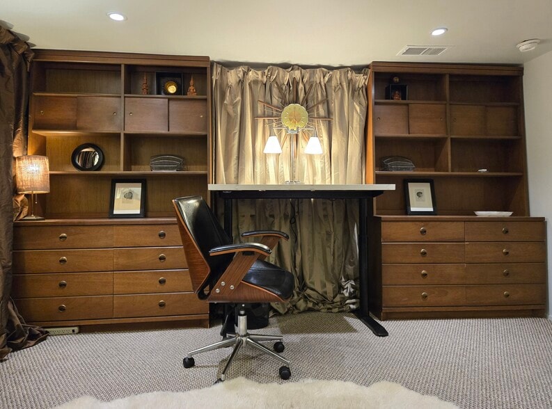 Standing Desk Option - 130 S Cortez St