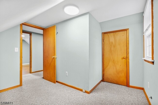 Building Photo - 26 Glaser Ave