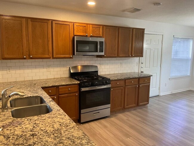 Building Photo - 16407 Mango Ridge Ct