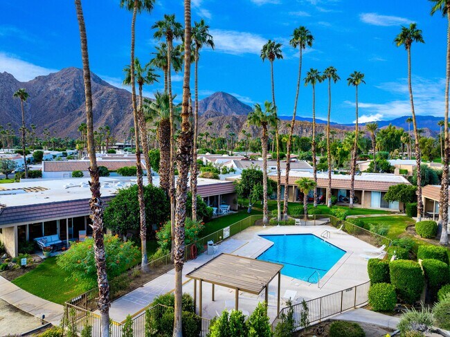 Building Photo - 76705 Sandpiper Dr