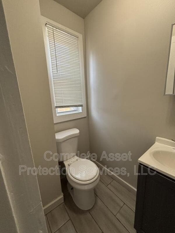 Building Photo - 3732 Deodar St