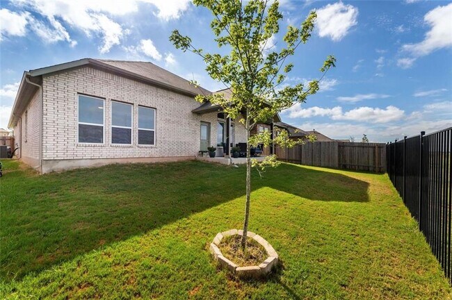Building Photo - 282 Cherrystone Loop