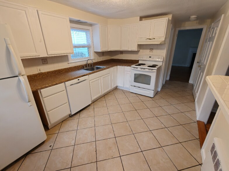 Building Photo - 1254 Trout Brook Dr