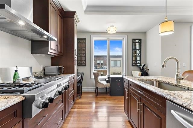 Building Photo - 250 Henley Pl