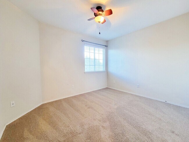 Building Photo - 17412 Casa Piedra Pl