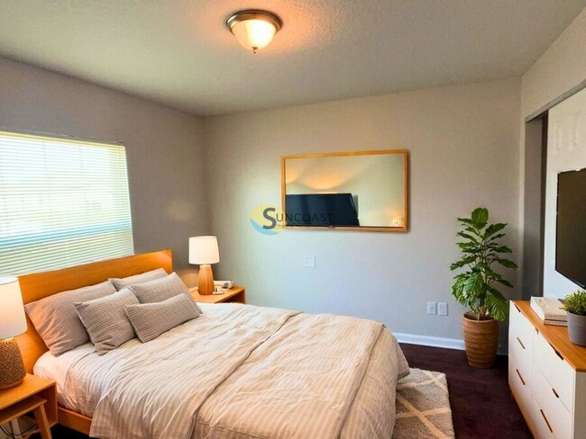 Building Photo - 8175 Golden Bamboo Dr