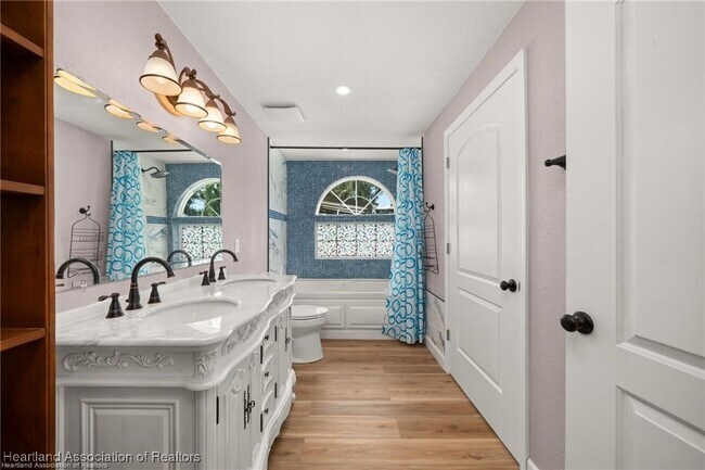 Building Photo - 1110 Hotiyee Ave