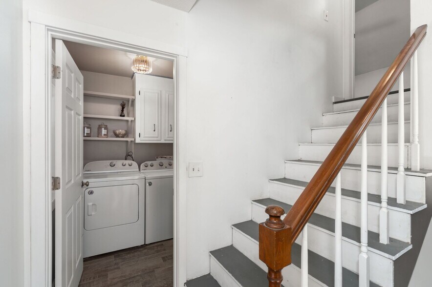 Building Photo - 12 Lighthouse Dr