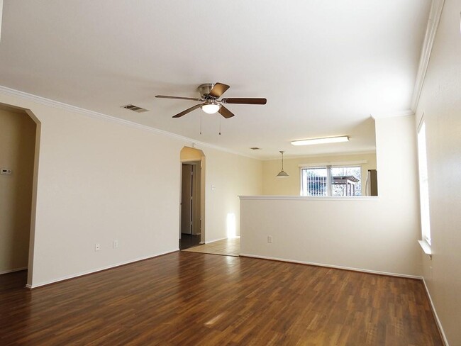 Building Photo - 1107 Canada Wild Dr