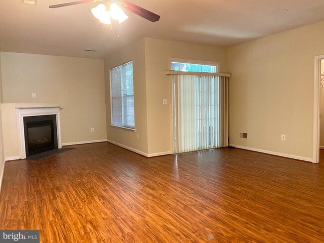 Building Photo - 12646 Heron Ridge Dr