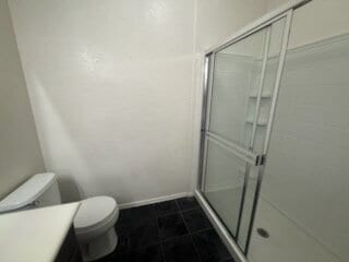 Building Photo - "Spacious 3-Bed Oasis with 2 Full Baths in Vibrant Las Vegas – 1,454 Sq Ft of Comfort!"
