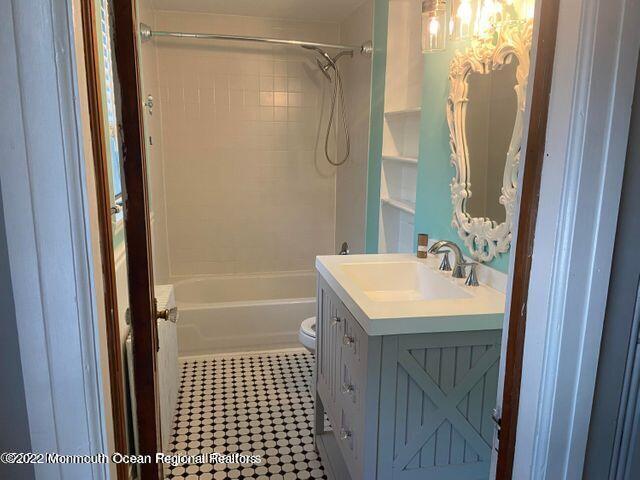 Building Photo - 1404 Unami Ave