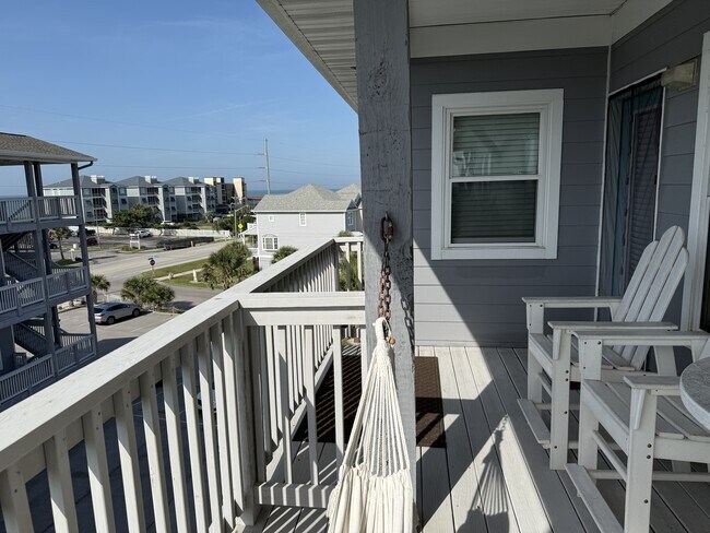 Building Photo - 108 Pelican Dr