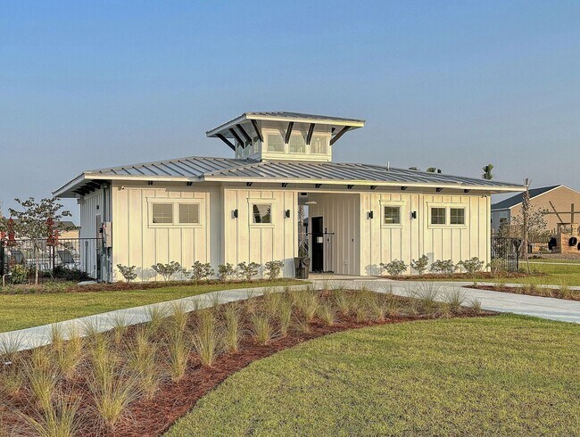Building Photo - 424 Pender Woods Dr