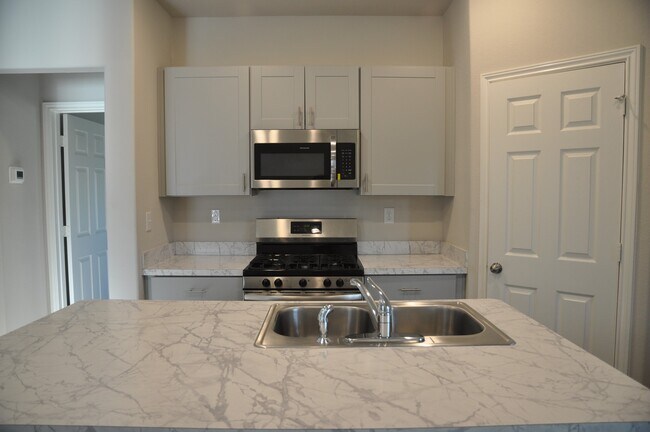 Building Photo - 23327 Briarstone Hbr Trl