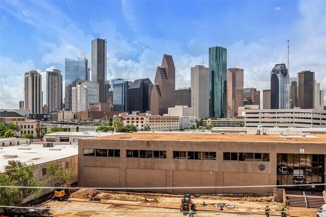 Building Photo - 1214 Dart St