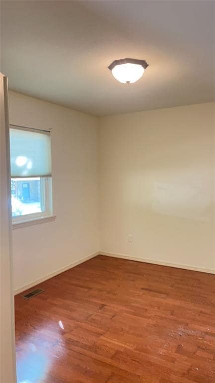 Building Photo - 10 Evans Ln