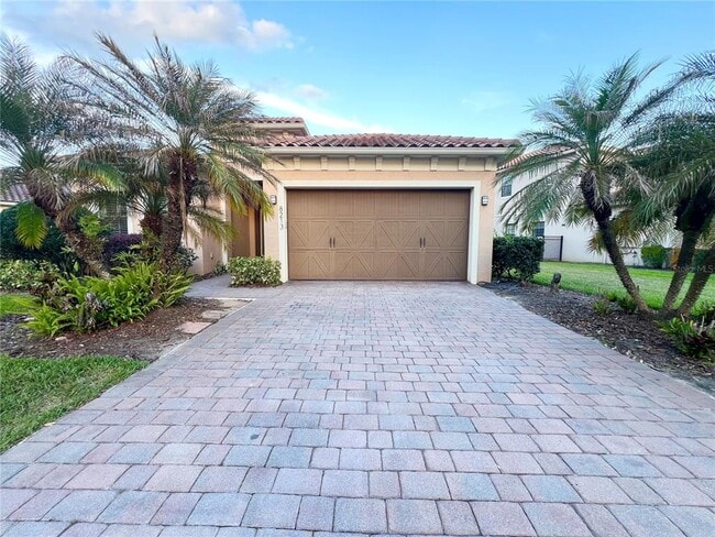 Building Photo - 8213 Prestbury Dr