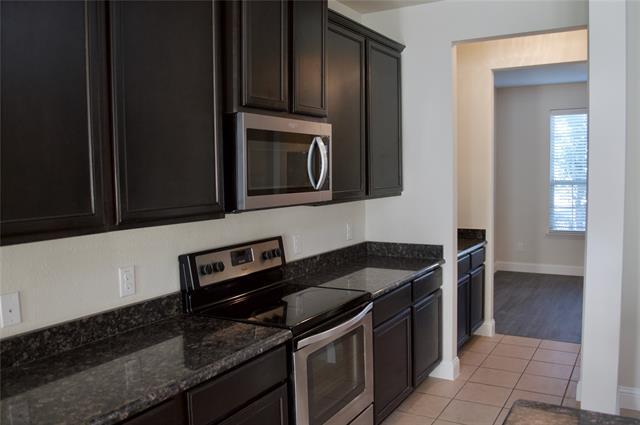 Building Photo - 3804 Oceanview Dr