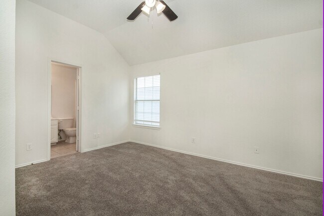 Building Photo - House for Lease in Plano