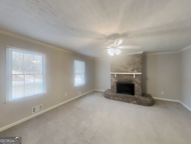 Building Photo - 6471 Chickasaw Dr