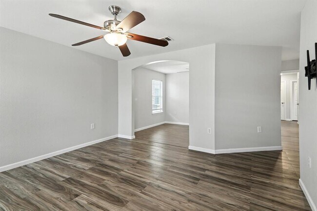 Building Photo - 12613 Paloma Blanca Way
