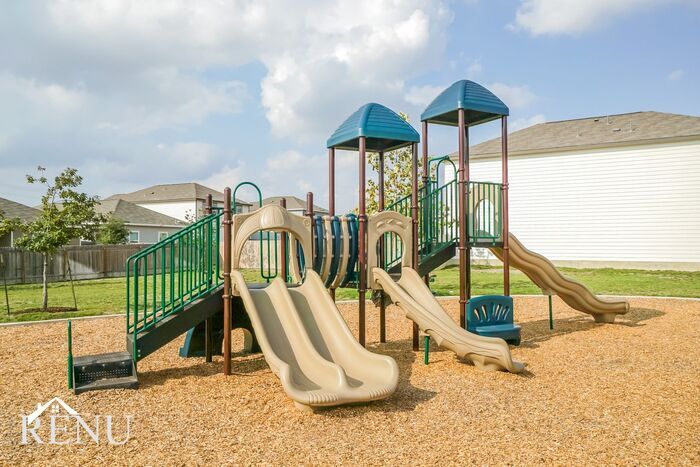 Building Photo - 5006 Dawn Break