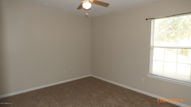 Building Photo - 1685 Aston Hall Ct