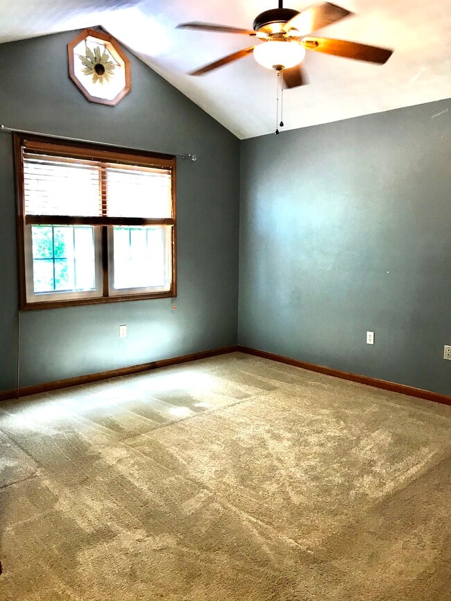 Second floor master - 45 Pinewood Circle