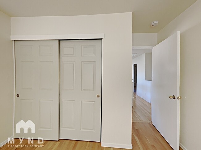 Building Photo - 38830 Garibaldi Common