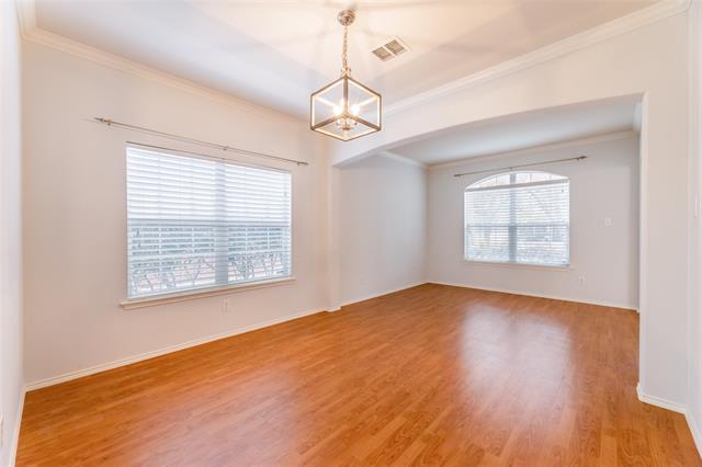 Building Photo - 8417 Robertson Dr