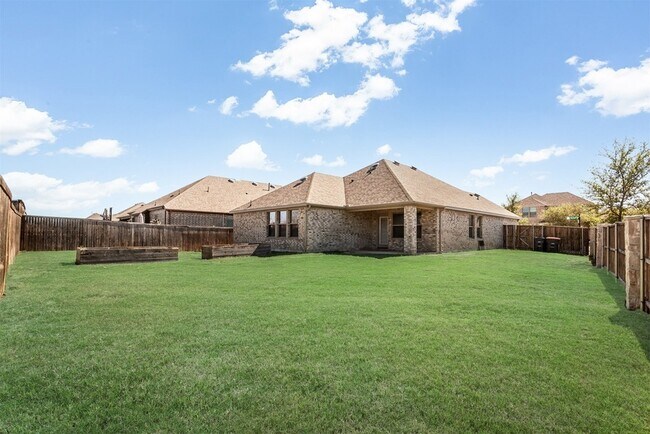 Building Photo - 1203 Rendyn St