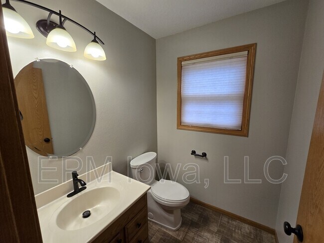 Building Photo - 4710 Donald Dr
