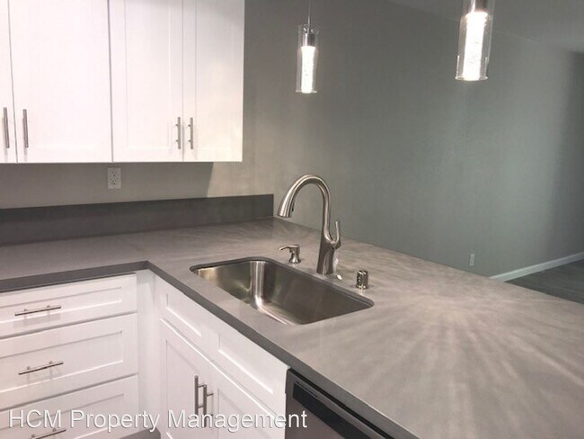 Building Photo - 2 br, 2 bath House - 7108 Apricot Drive