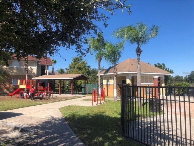 Building Photo - 3714 Palm Desert Ln