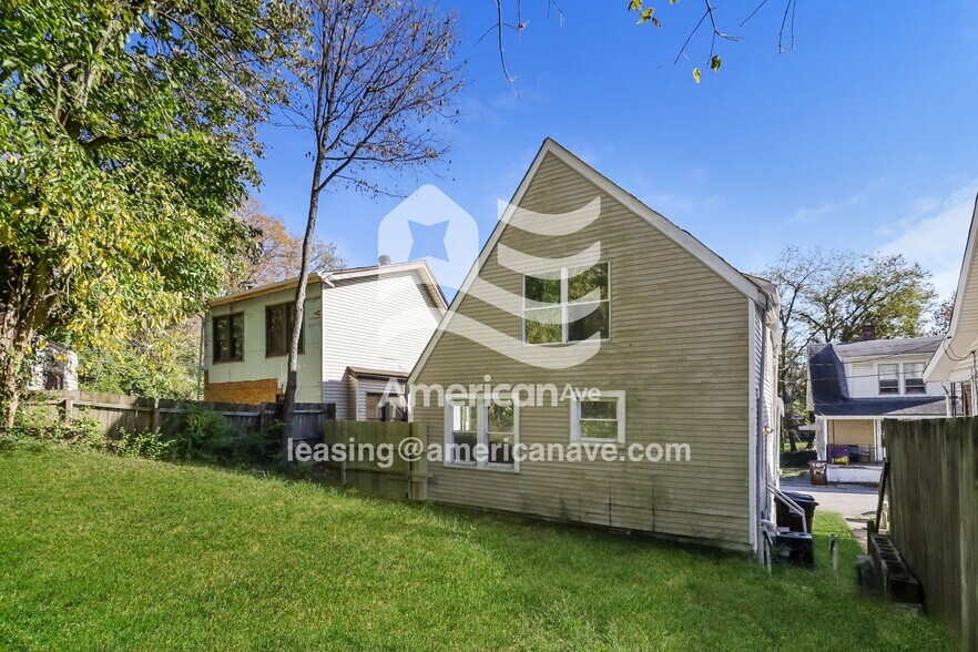 Building Photo - 104 Blackburn Ave