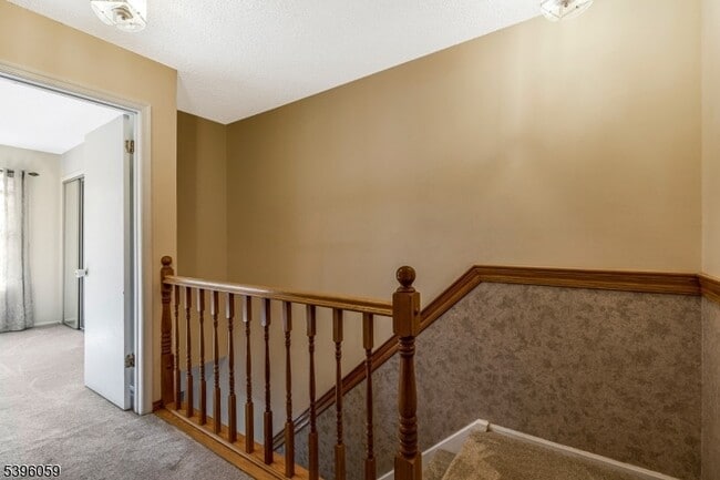 Building Photo - 604 Brokaw Ct