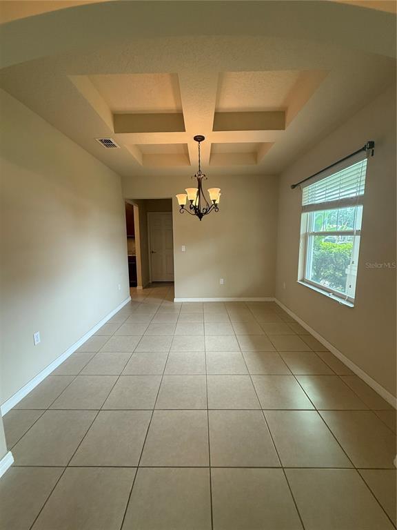 Building Photo - 65 Pilgrim Dr