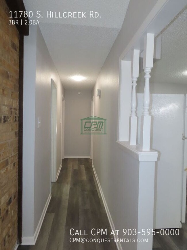 Building Photo - 11780 S Hillcreek Rd