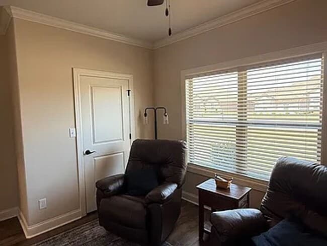 Building Photo - 26316 Woodfield Dr